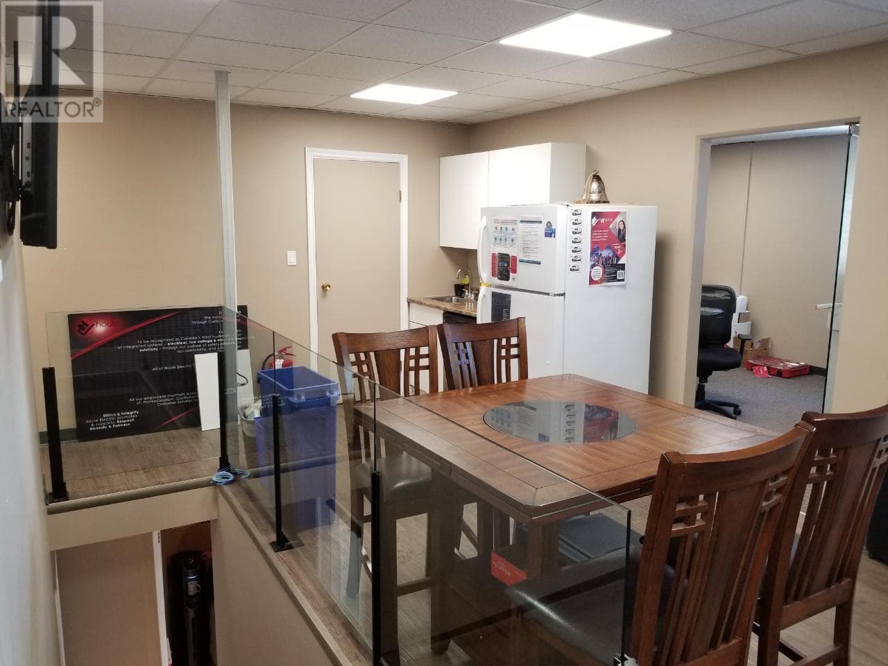 Real estate listing