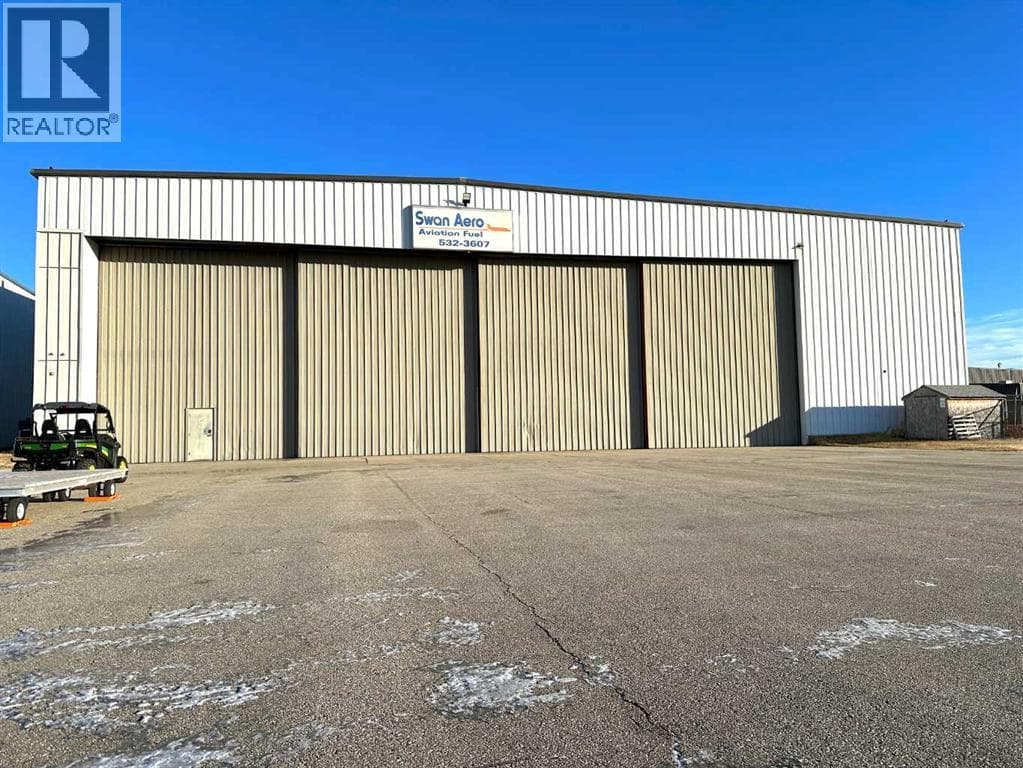 101A/101B, 10910 Airport Drive, Grande Prairie, Alberta