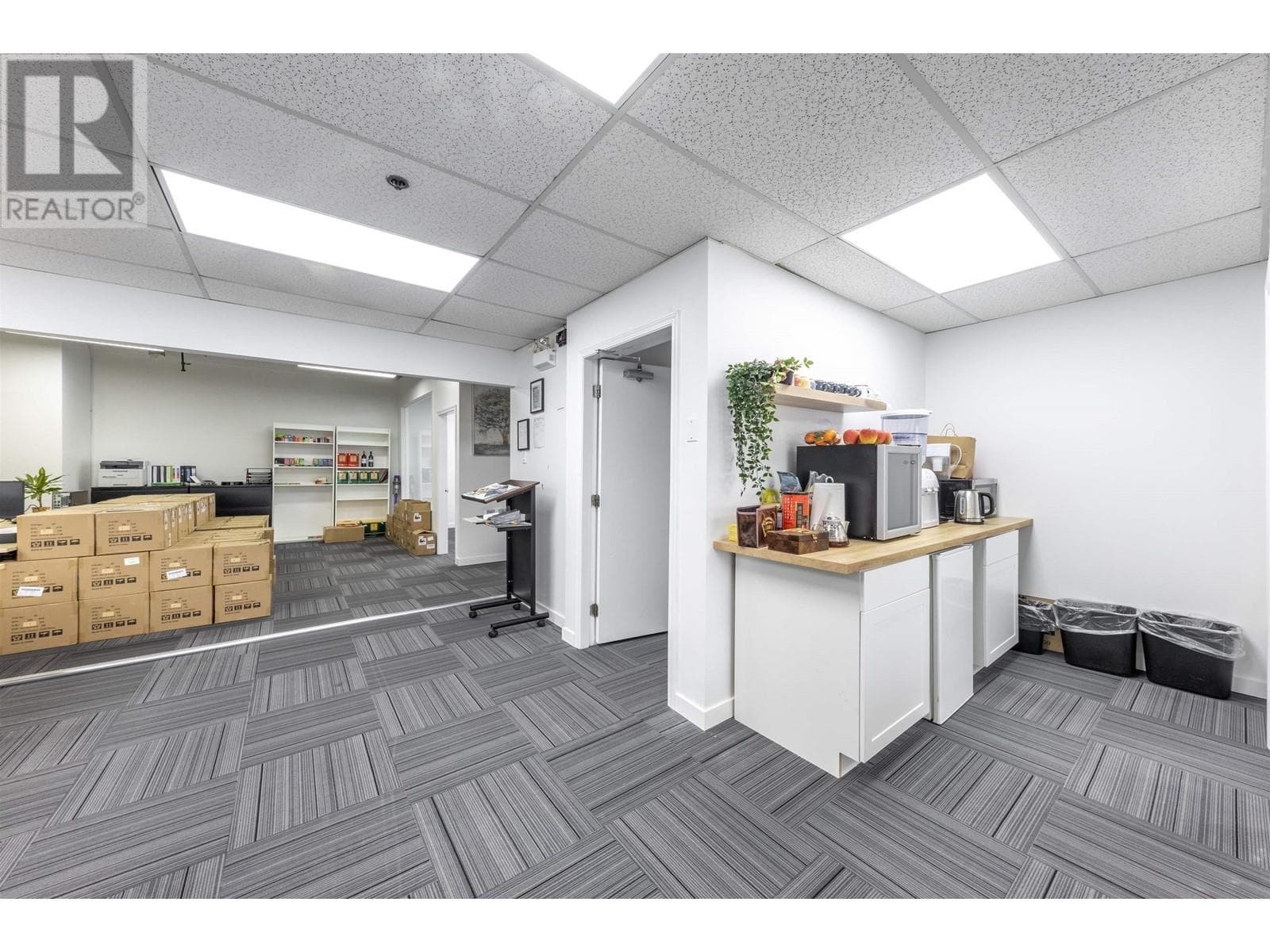 Real estate listing