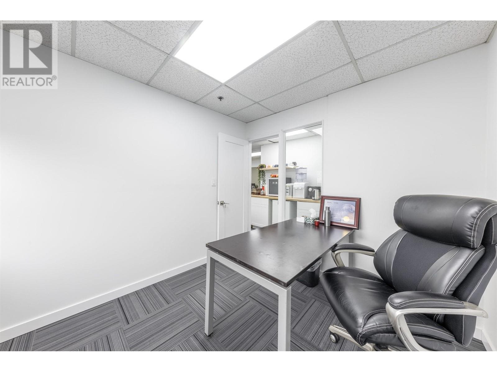 Real estate listing