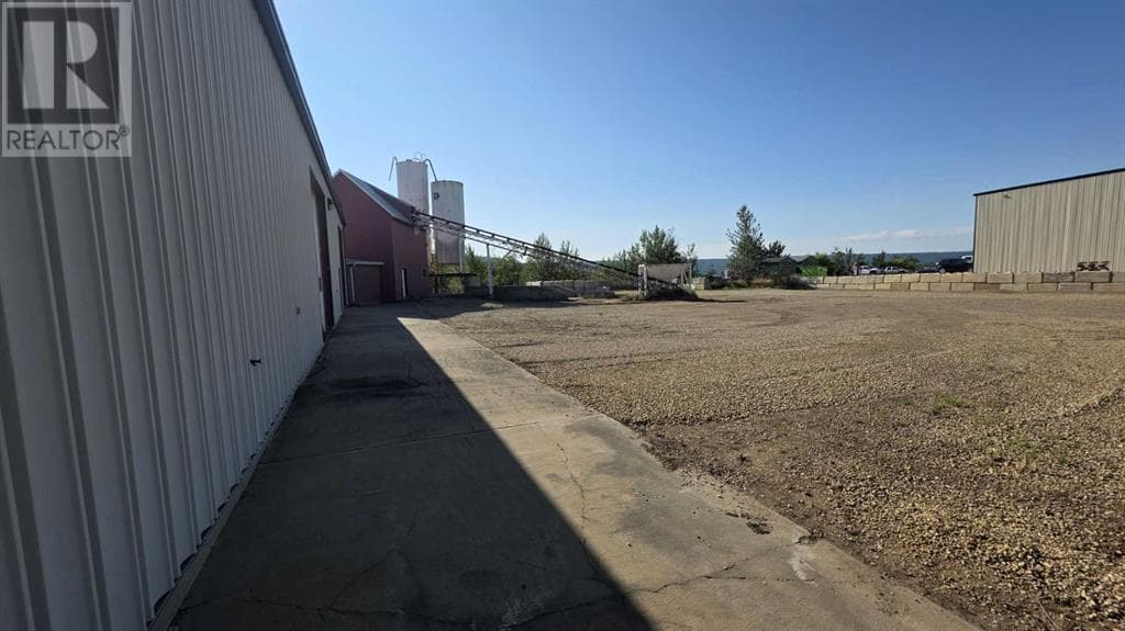 Real estate listing