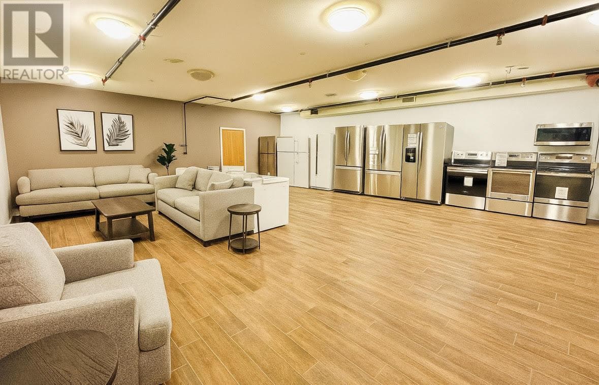 Real estate listing