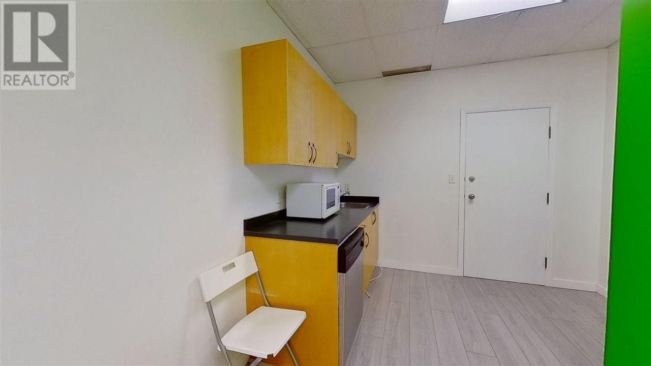 Real estate listing