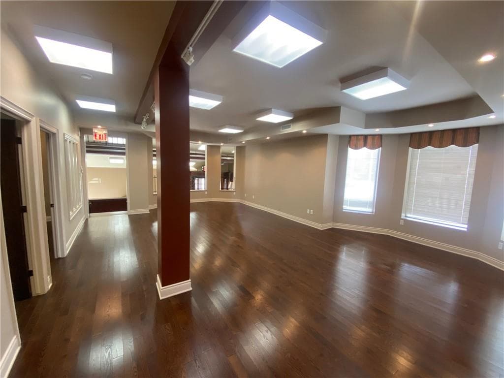 Real estate listing