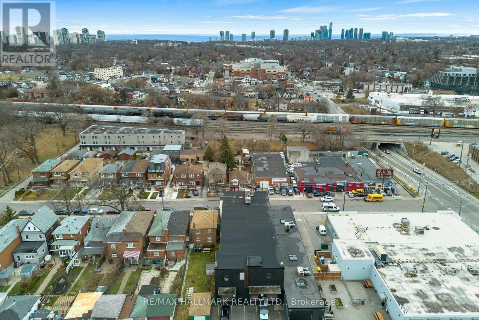 Real estate listing
