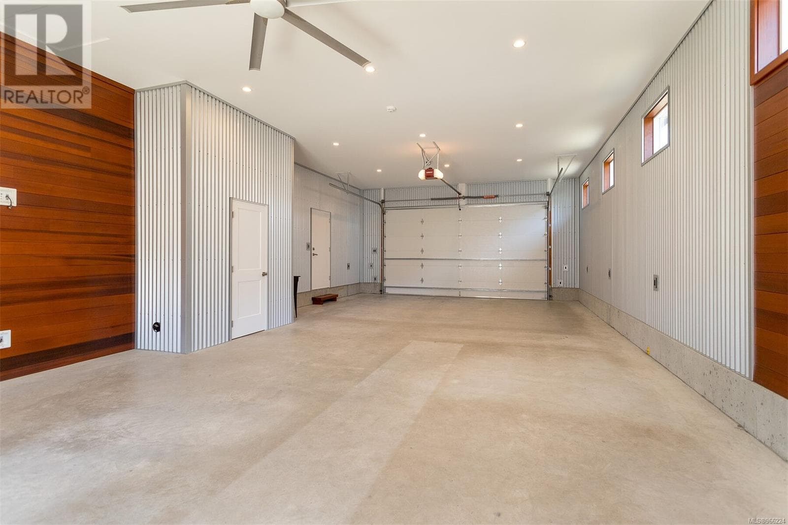 Real estate listing