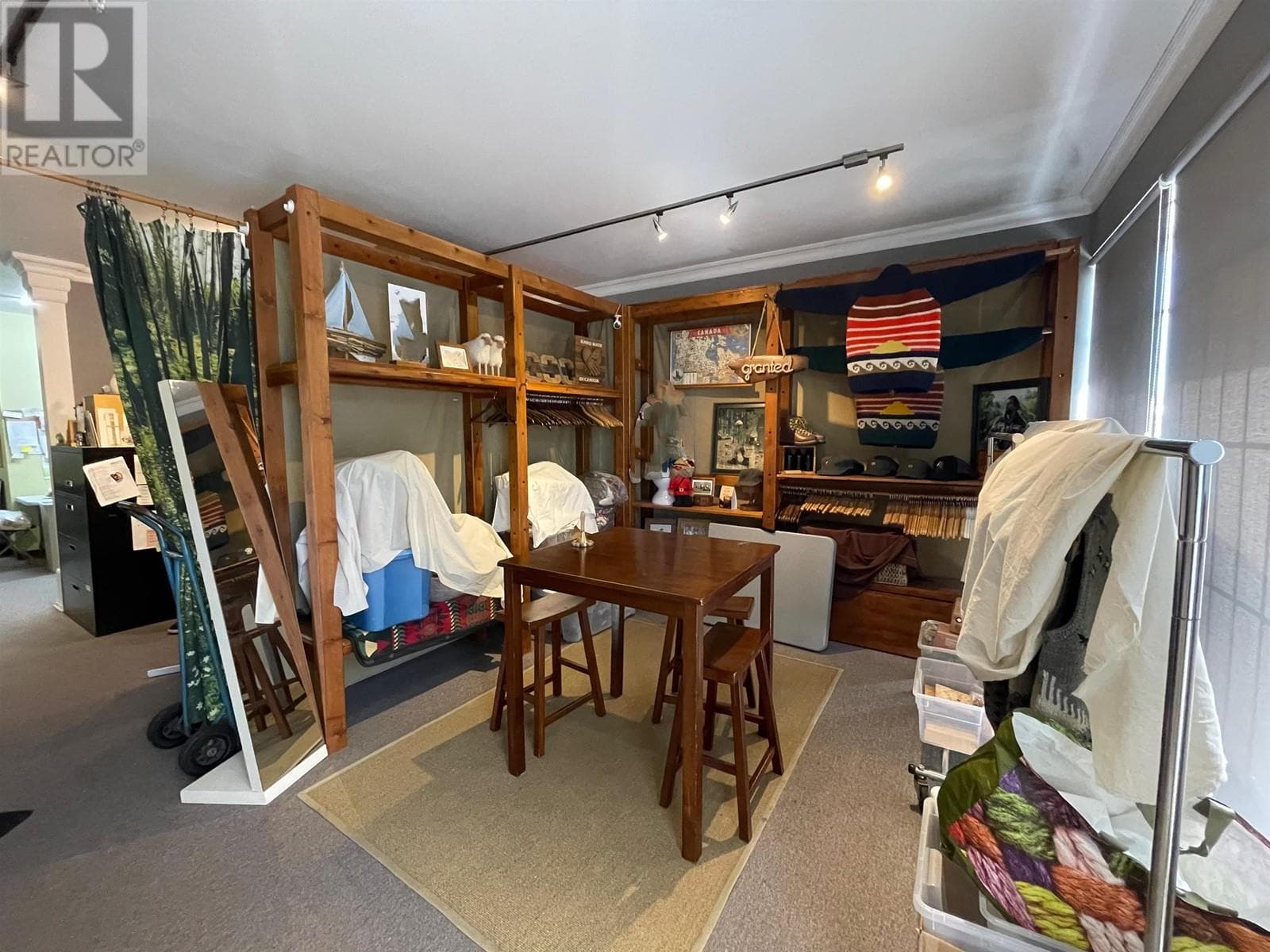 Real estate listing