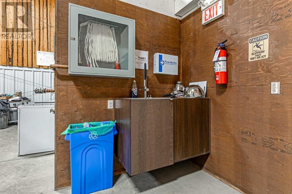Real estate listing