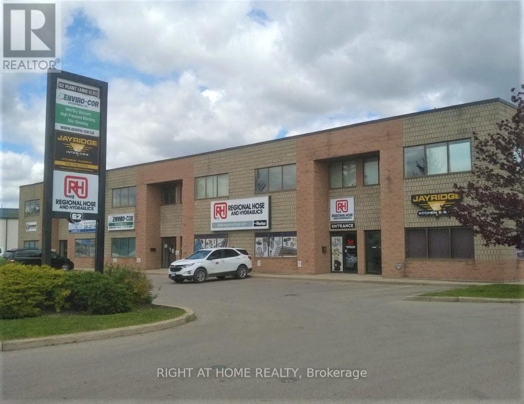 3,4,7 - 62 PLANT FARM BOULEVARD, Brantford, Ontario