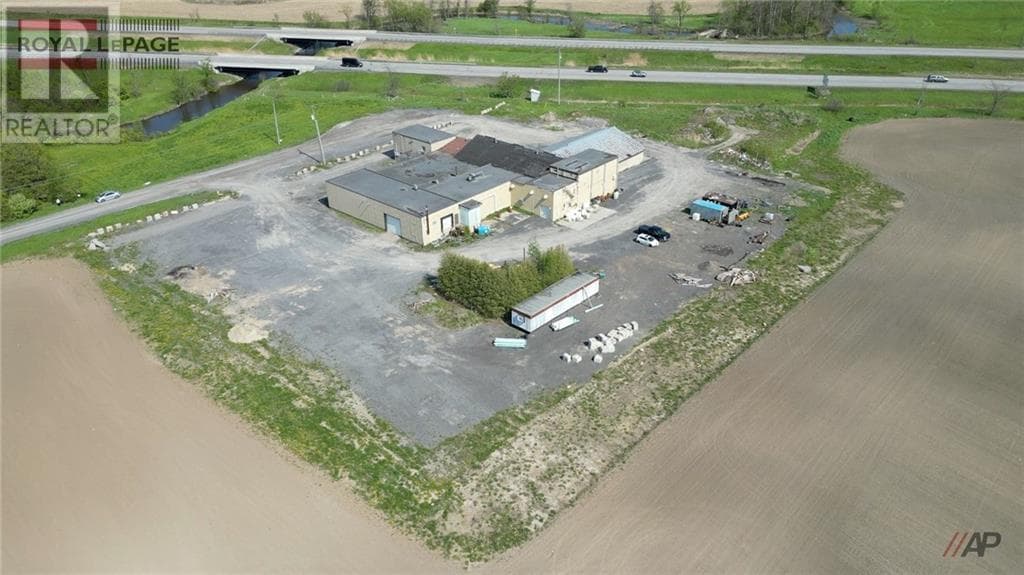 5604 HARRIS ROAD, St Isidore, Ontario