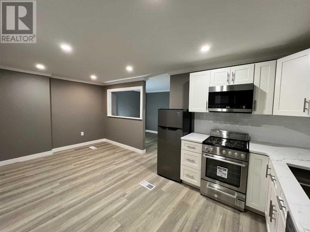 11, 7895 49 Avenue, Red Deer, Alberta
