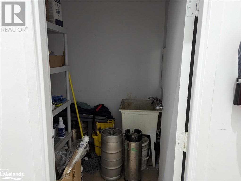 Real estate listing