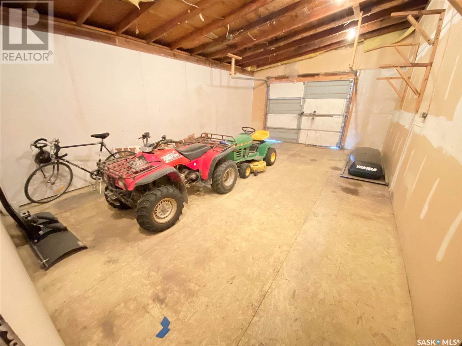 Real estate listing