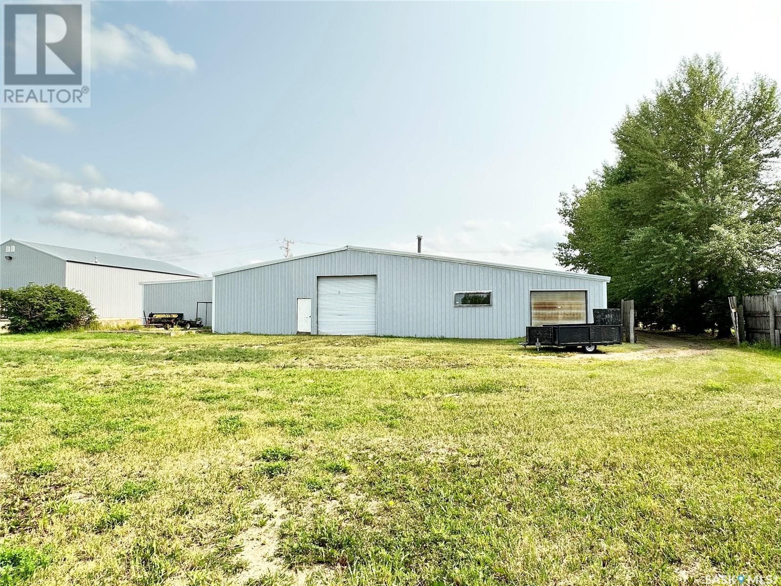 Real estate listing