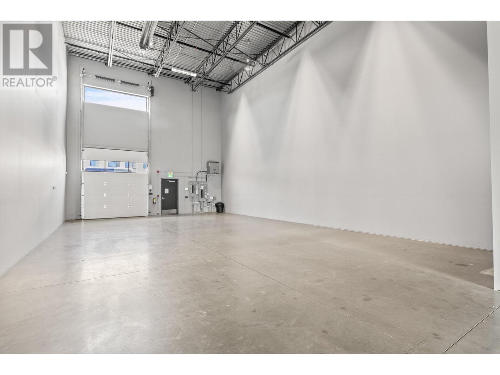 Real estate listing