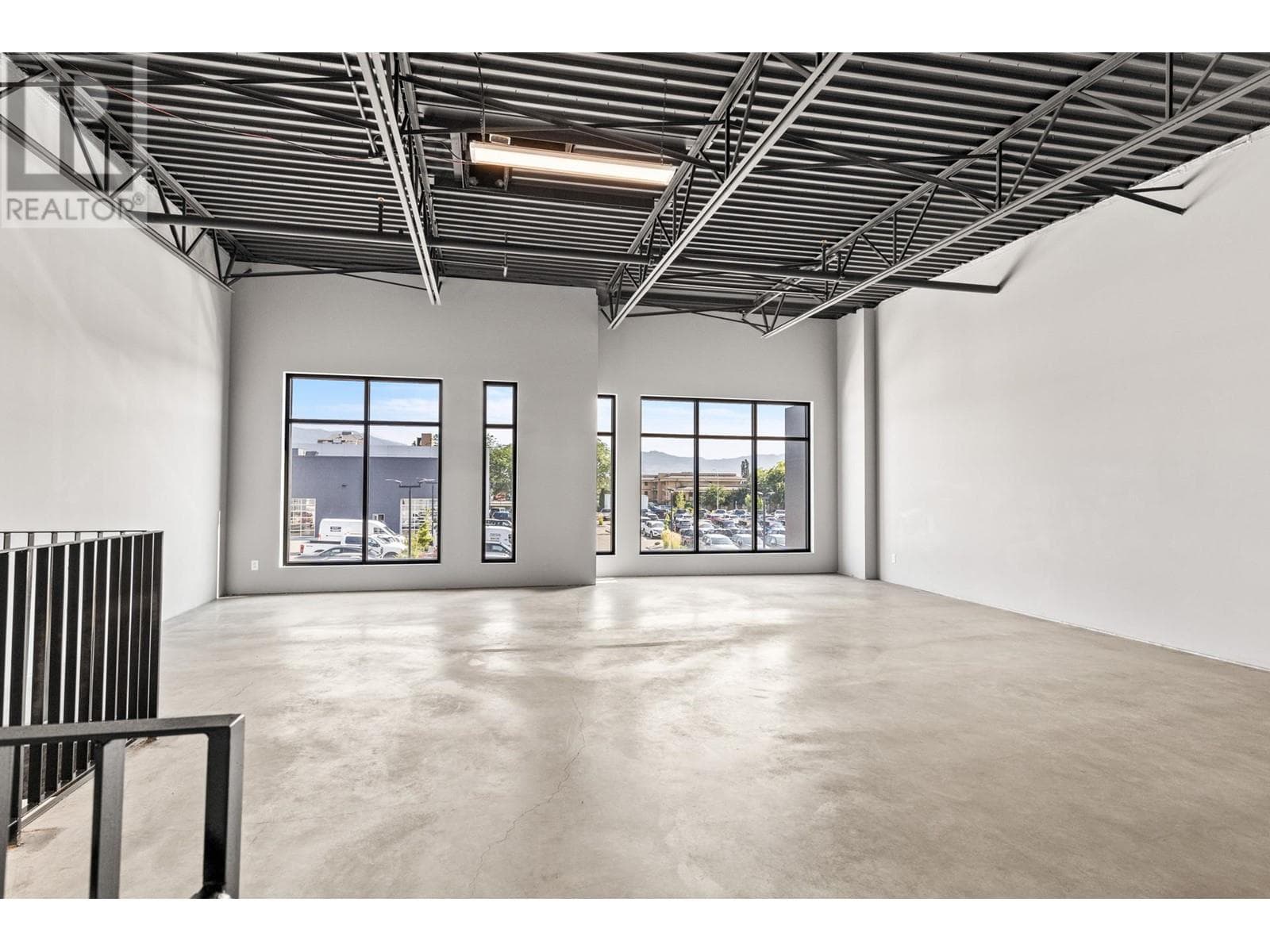 Real estate listing