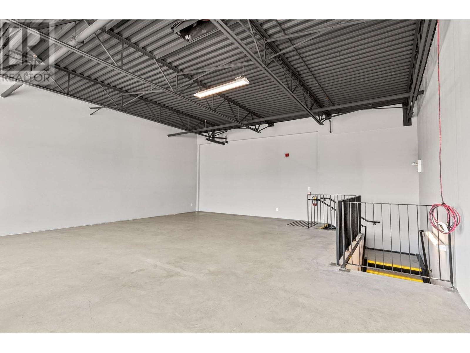 Real estate listing