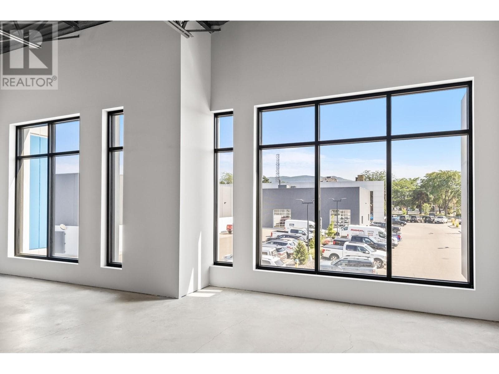 Real estate listing