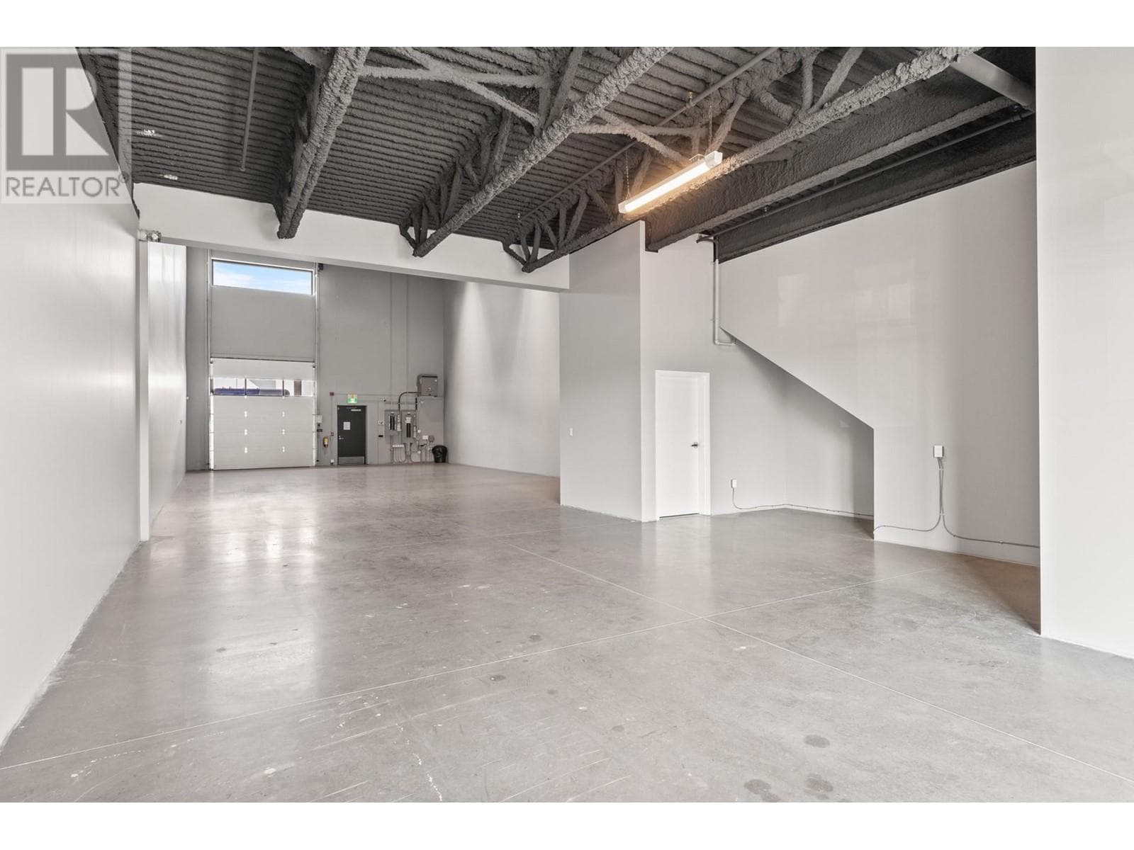 Real estate listing