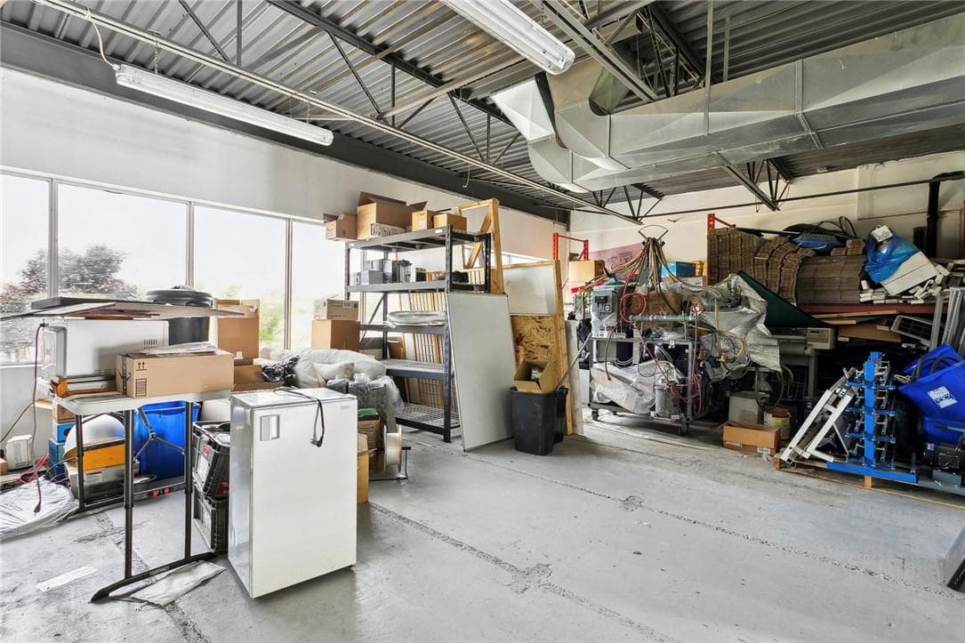 Real estate listing