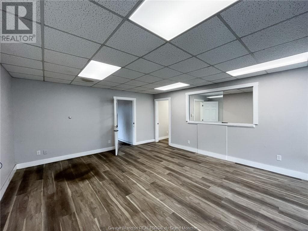 Real estate listing