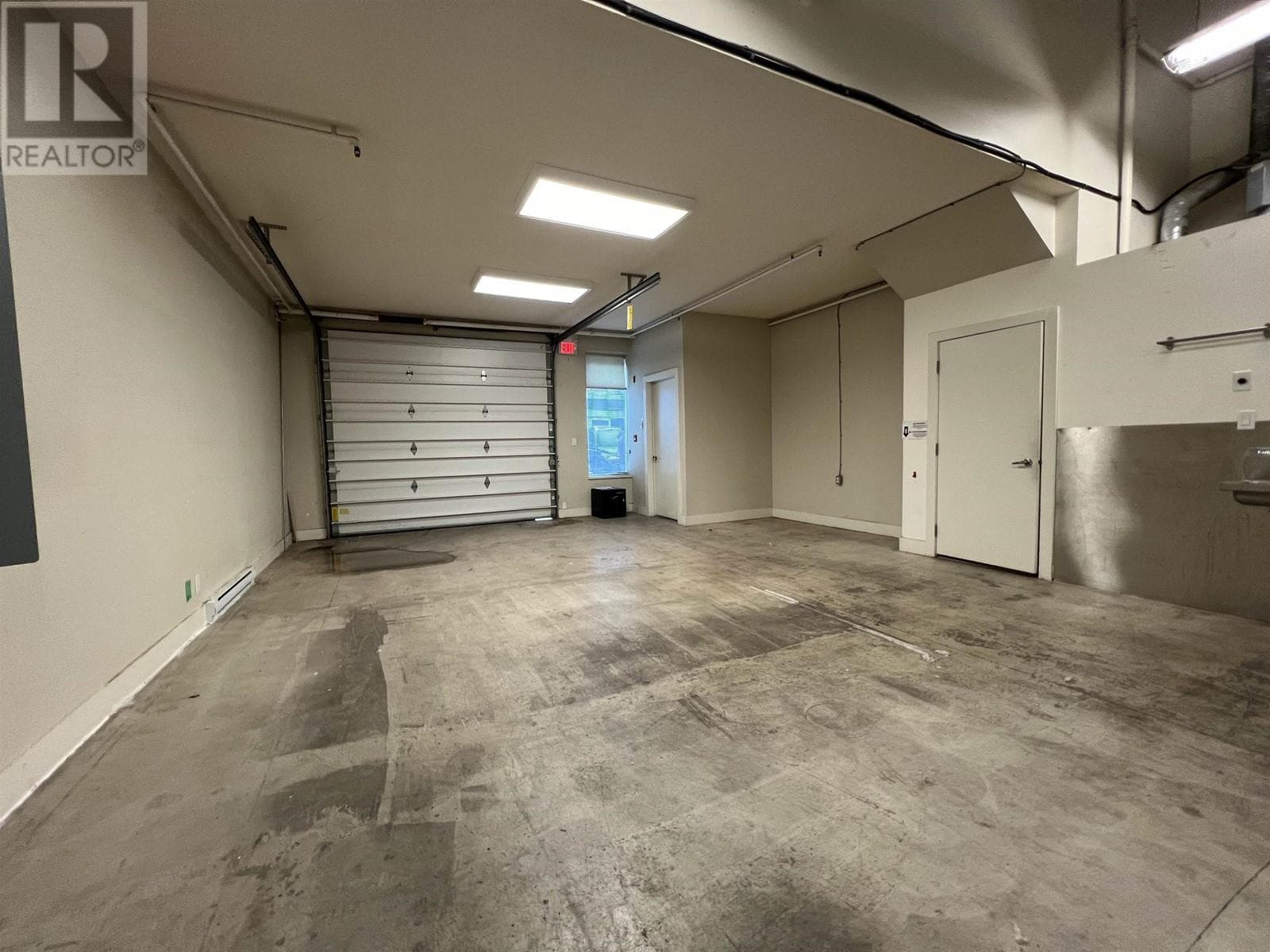 Real estate listing