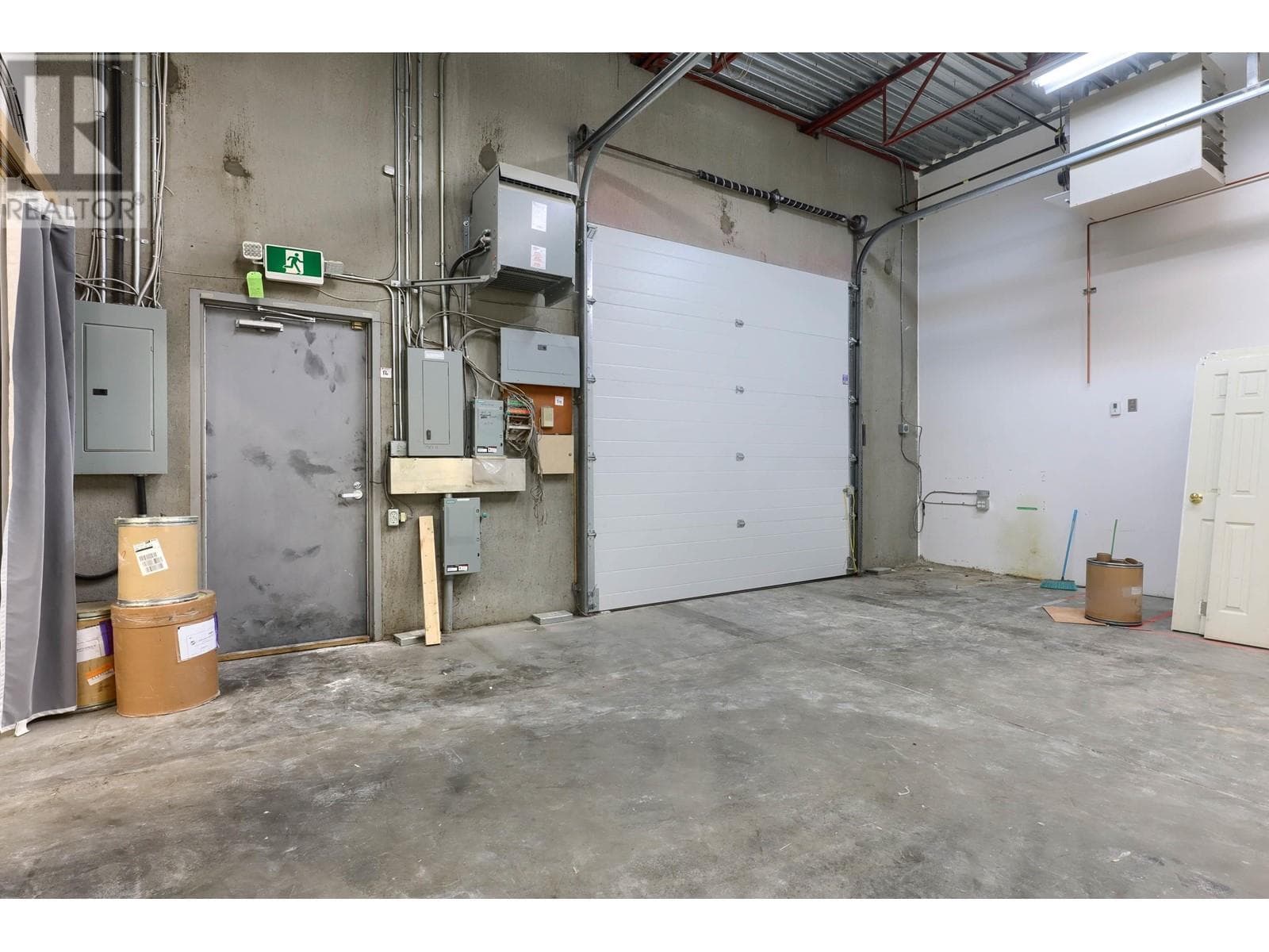 Real estate listing