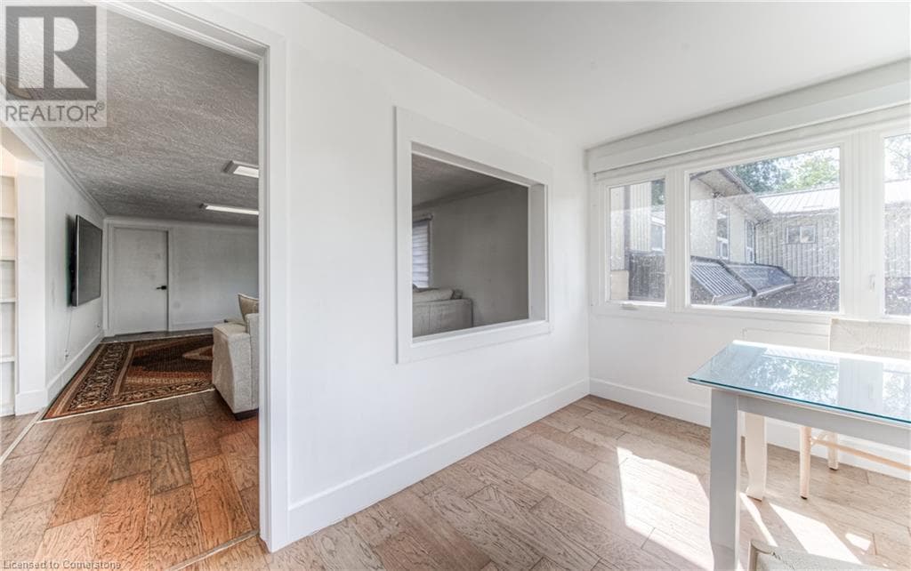 Real estate listing