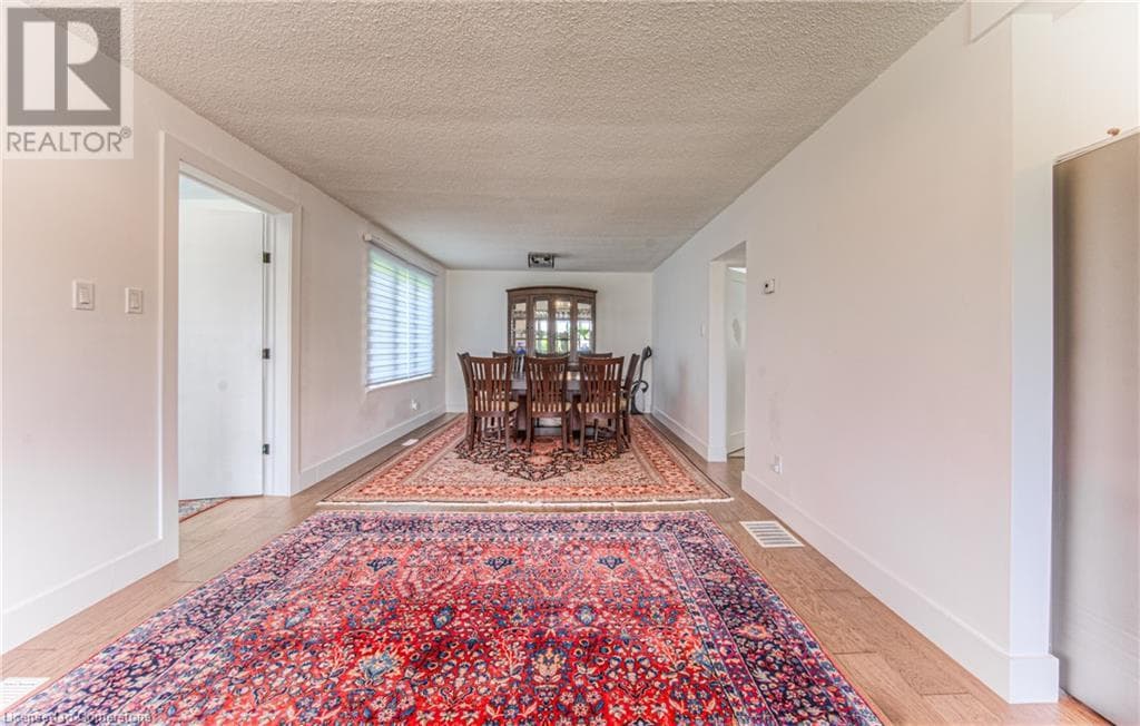 Real estate listing