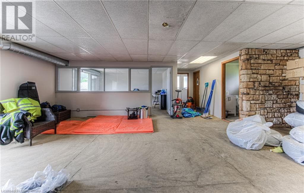Real estate listing